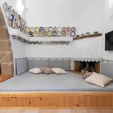 Apartment Traditional House Leventis