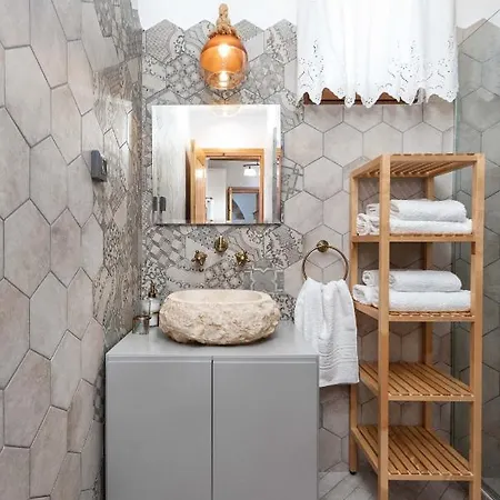 Apartment Traditional House Leventis